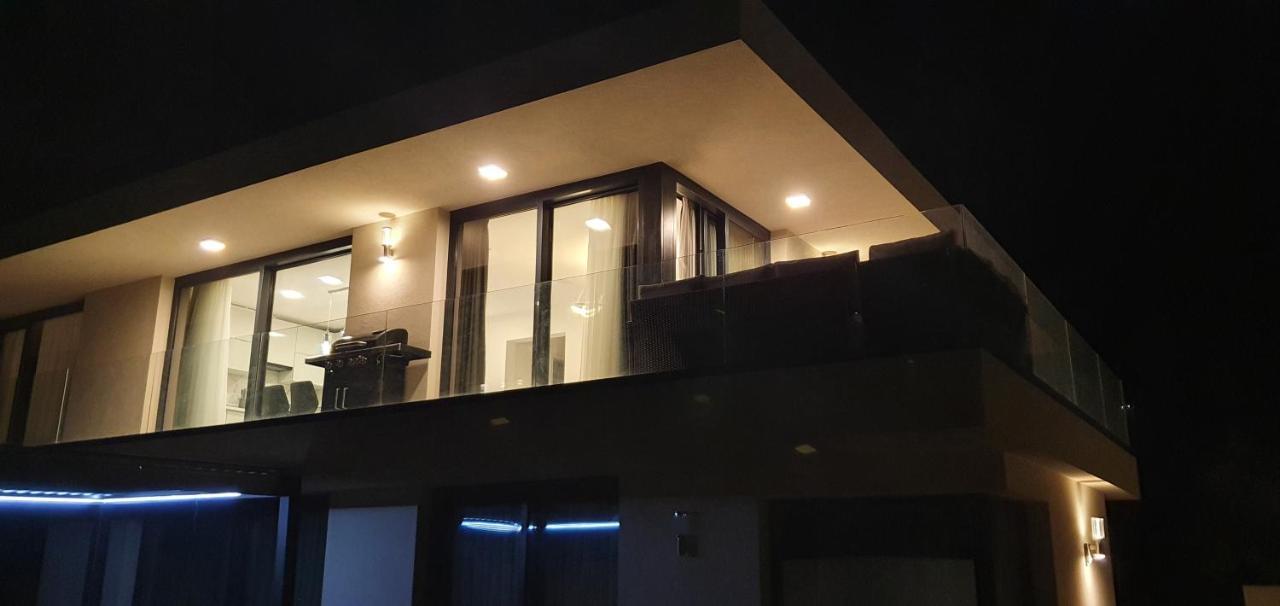 Luxury Apartments In Balatonalmadi, Almadi Lux Apartman II - Crystal White ภายนอก รูปภาพ