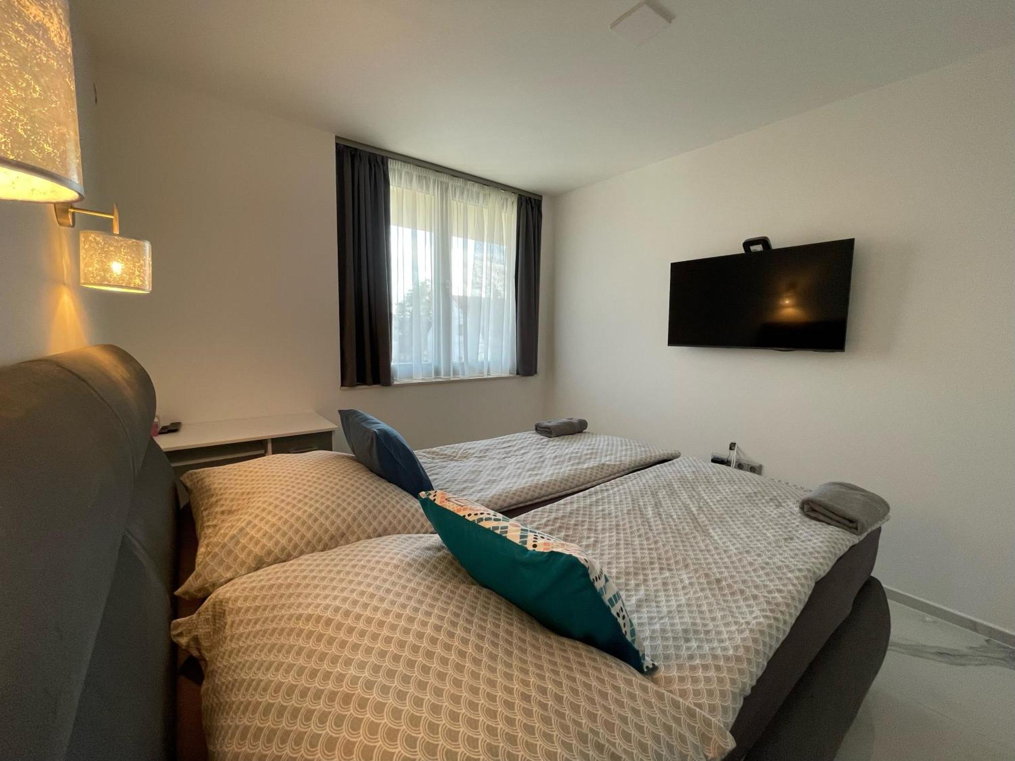 Luxury Apartments In Balatonalmadi, Almadi Lux Apartman II - Crystal White ภายนอก รูปภาพ